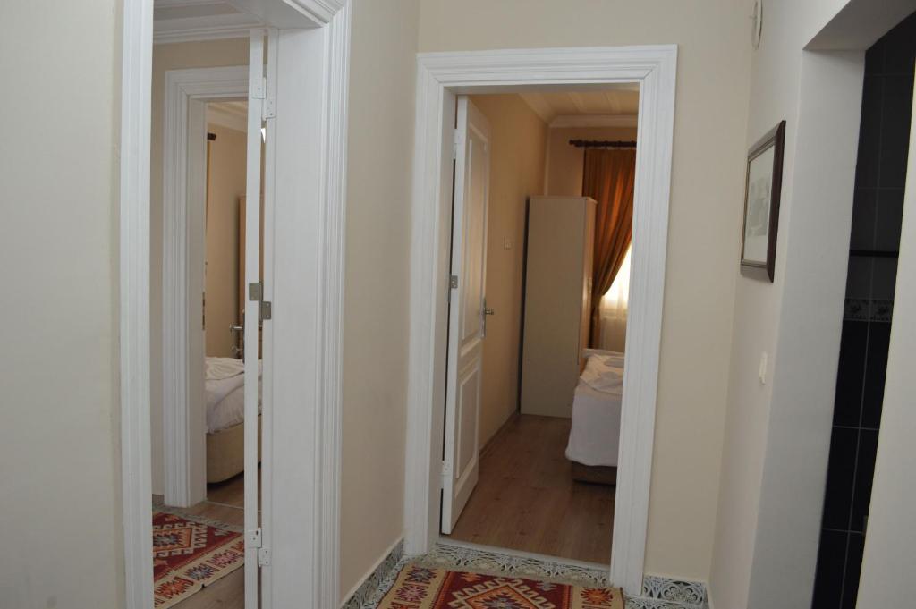 Kardesler Apart Apartment Istanbul Room photo